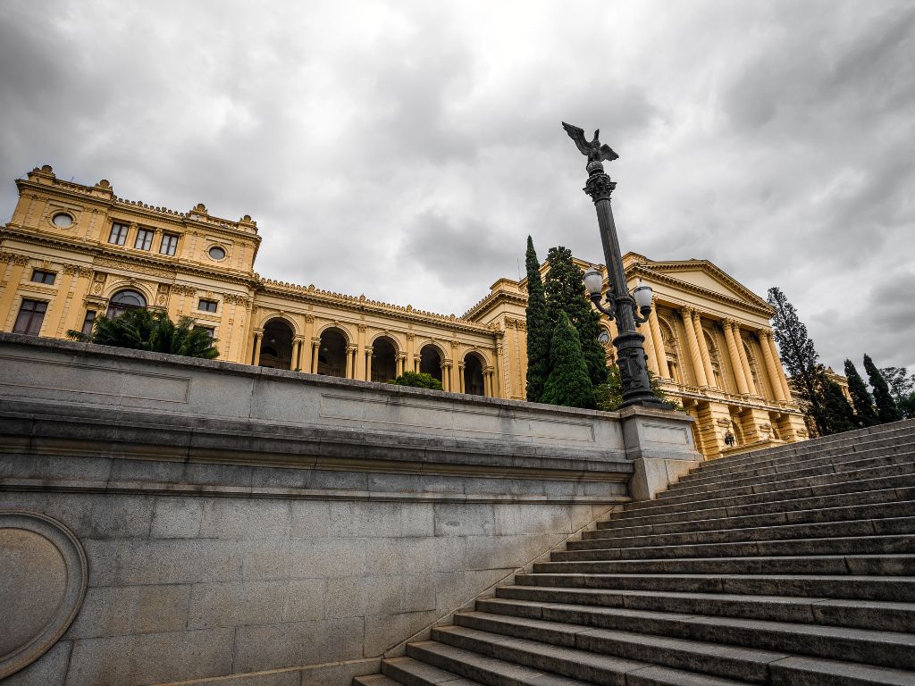 O Museu do Ipiranga, recentemente revitalizado, é um dos marcos históricos mais importantes do Brasil e do bairro Alto do Ipiranga.